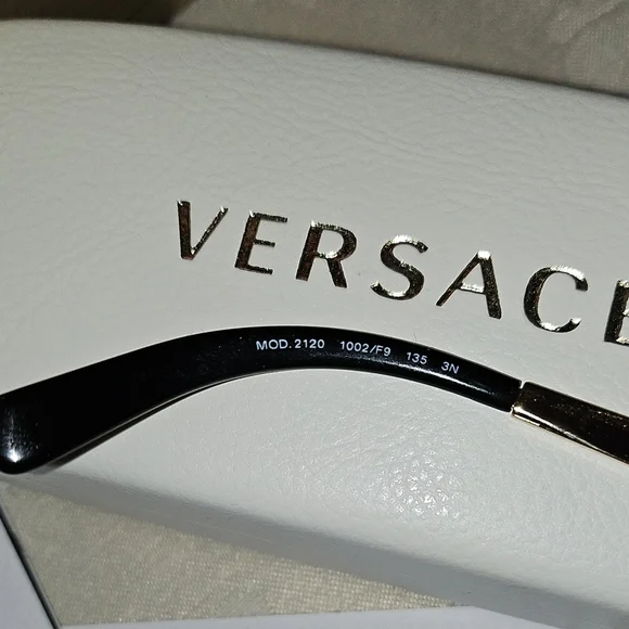 Versace Brown Sunglasses with White Case And Box - Picture 5 of 11